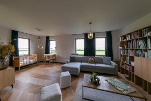 t convent 2 0