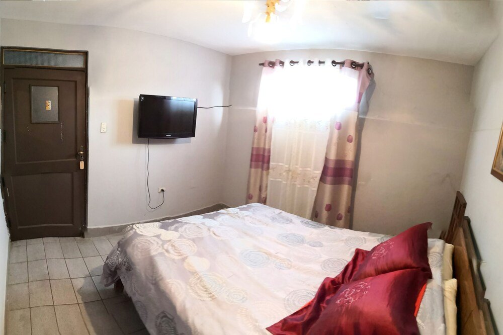 casa discreta cochabamba