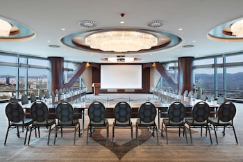 hilton bursa convention center and spa