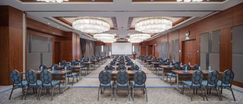 hilton bursa convention center and spa