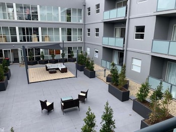 Burwood Serviced Apartments,Burwood East>>Burwood,5 star