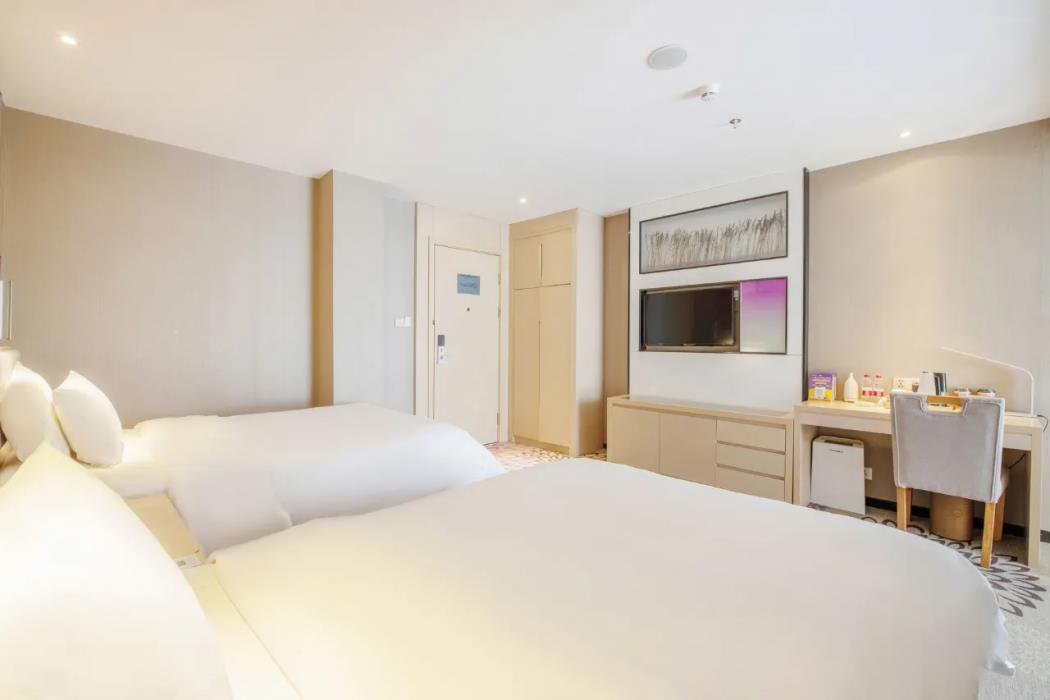 lavande hotel huizhou high speed railway south station wanlian square