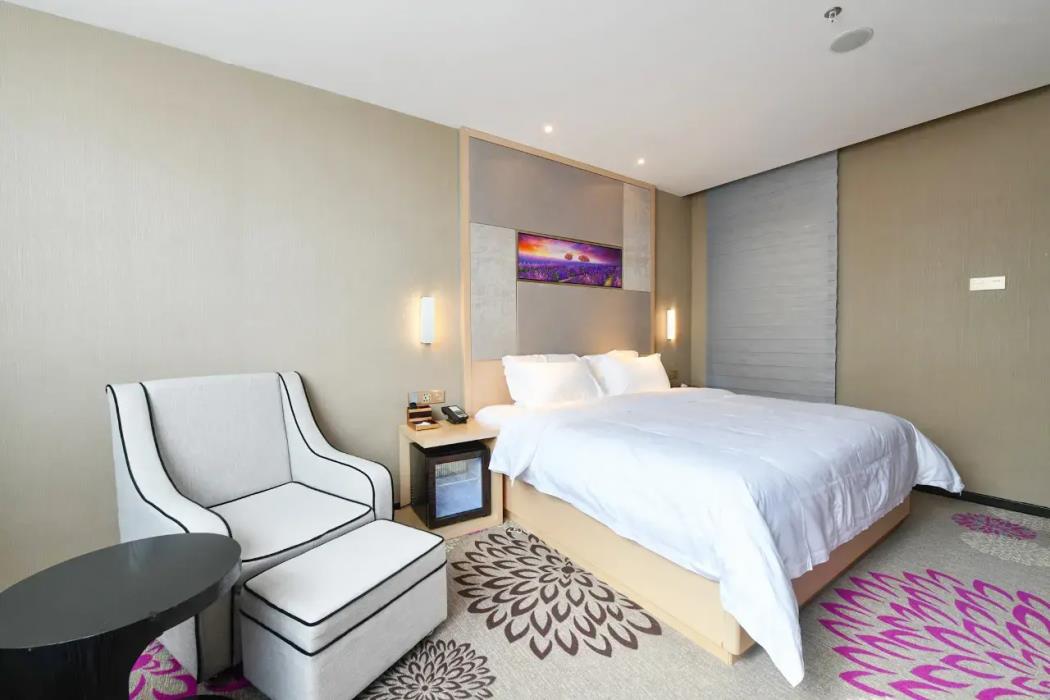 lavande hotel huizhou high speed railway south station wanlian square