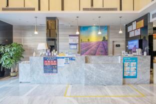 lavande hotel huizhou high speed railway south station wanlian square