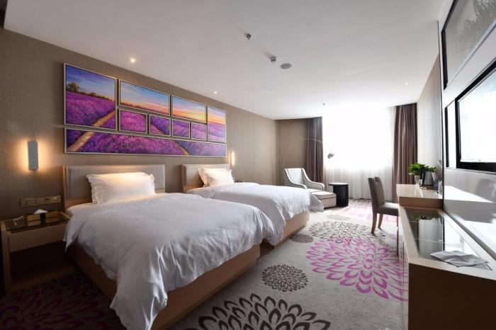 lavande hotel huizhou high speed railway south station wanlian square