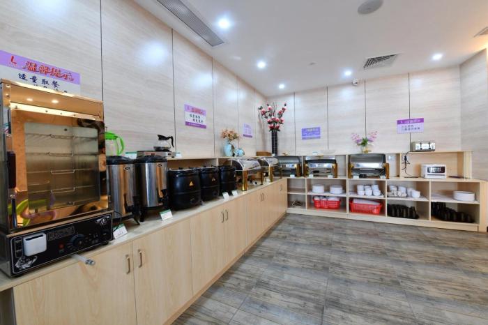 lavande hotel huizhou high speed railway south station wanlian square