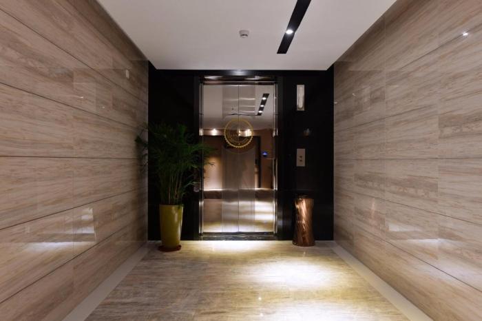 lavande hotel huizhou high speed railway south station wanlian square