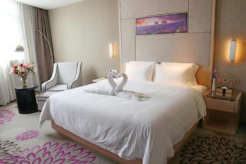 lavande hotel huizhou high speed railway south station wanlian square