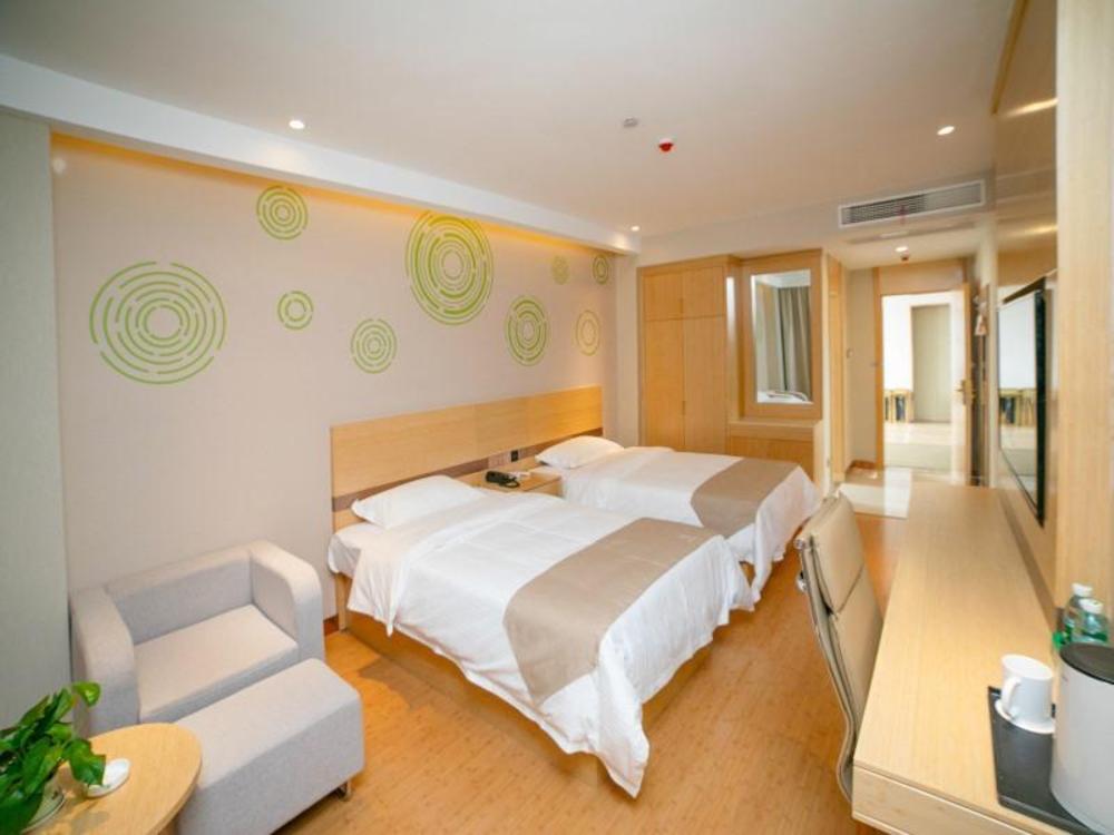 greentree inn yiyang north bus station