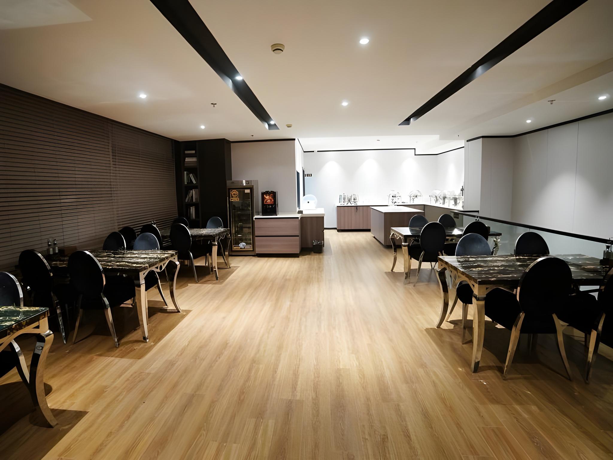 gya city wengang road railway station hotel
