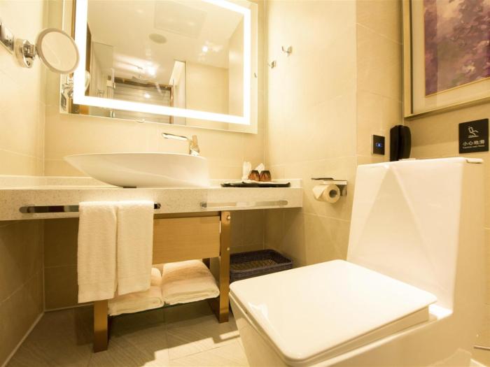 lavande hotel qijiang high speed railway station