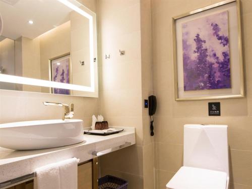 lavande hotel qijiang high speed railway station