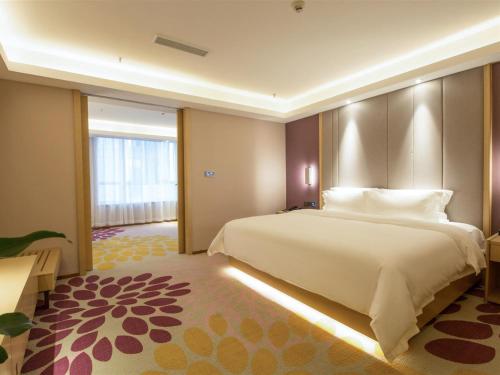 lavande hotel qijiang high speed railway station