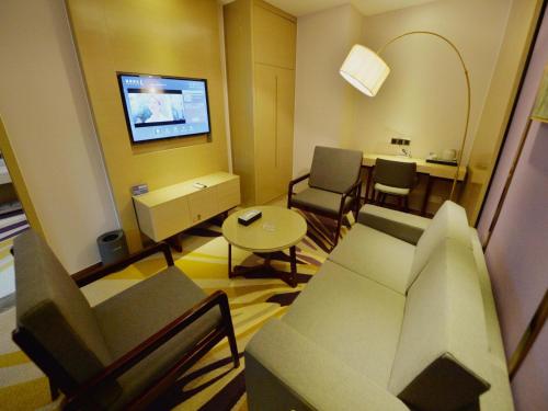 lavande hotel xingyi jushan avenue