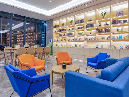 kyriad marvelous hotel heyuan jianji wanda plaza