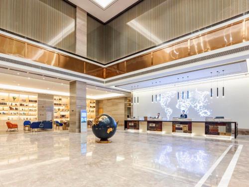 kyriad marvelous hotel heyuan jianji wanda plaza