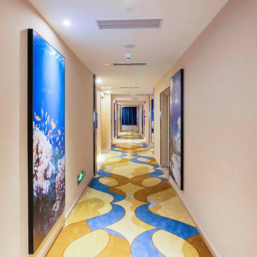 kyriad marvelous hotel heyuan jianji wanda plaza