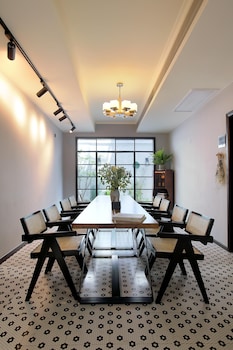 hills boutique guesthouse