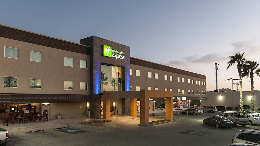 Holiday Inn Express Cabo San Lucas By Ihg,El Tezal>>Cabo San Lucas,3 star