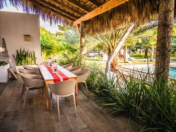 coconut paradise beach hotel