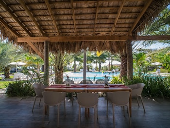 coconut paradise beach hotel