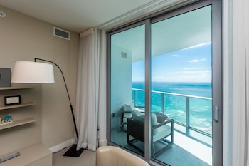 hresort and residences at hollywood beach