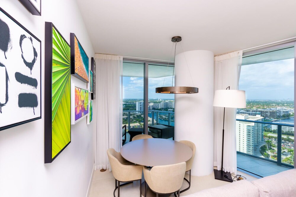 hresort and residences at hollywood beach