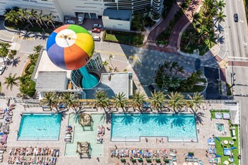 hresort and residences at hollywood beach