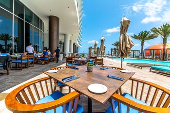 hresort and residences at hollywood beach