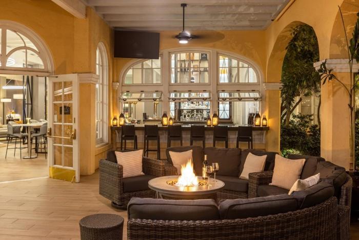 crowne plaza phoenix chandler golf resort by ihg