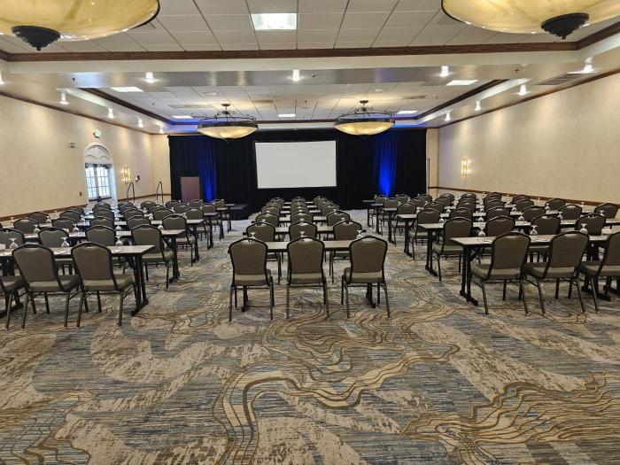 crowne plaza phoenix chandler golf resort by ihg