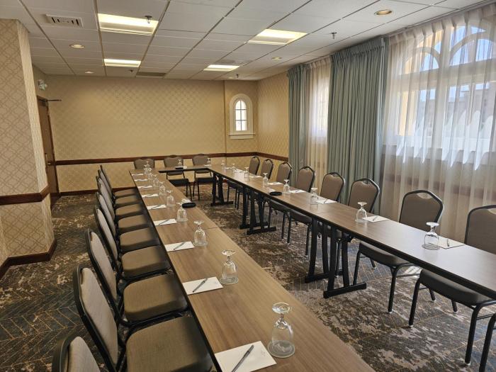crowne plaza phoenix chandler golf resort by ihg