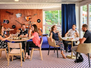 Demeures De Campagne Chemins De Sologne À Orléans,,4 star