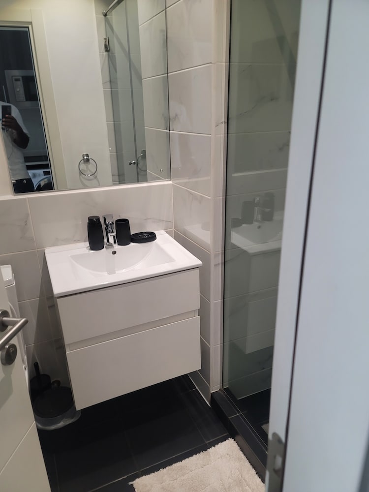 embassy gardens by clifton homes