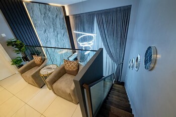 embassy gardens by clifton homes