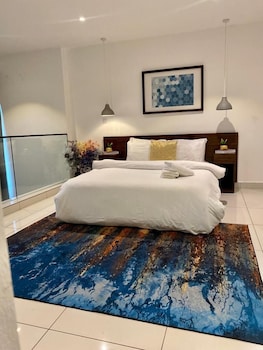 embassy gardens by clifton homes