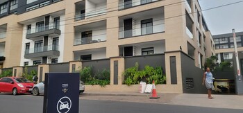 embassy gardens by clifton homes