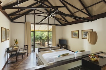 uga jungle beach trincomalee