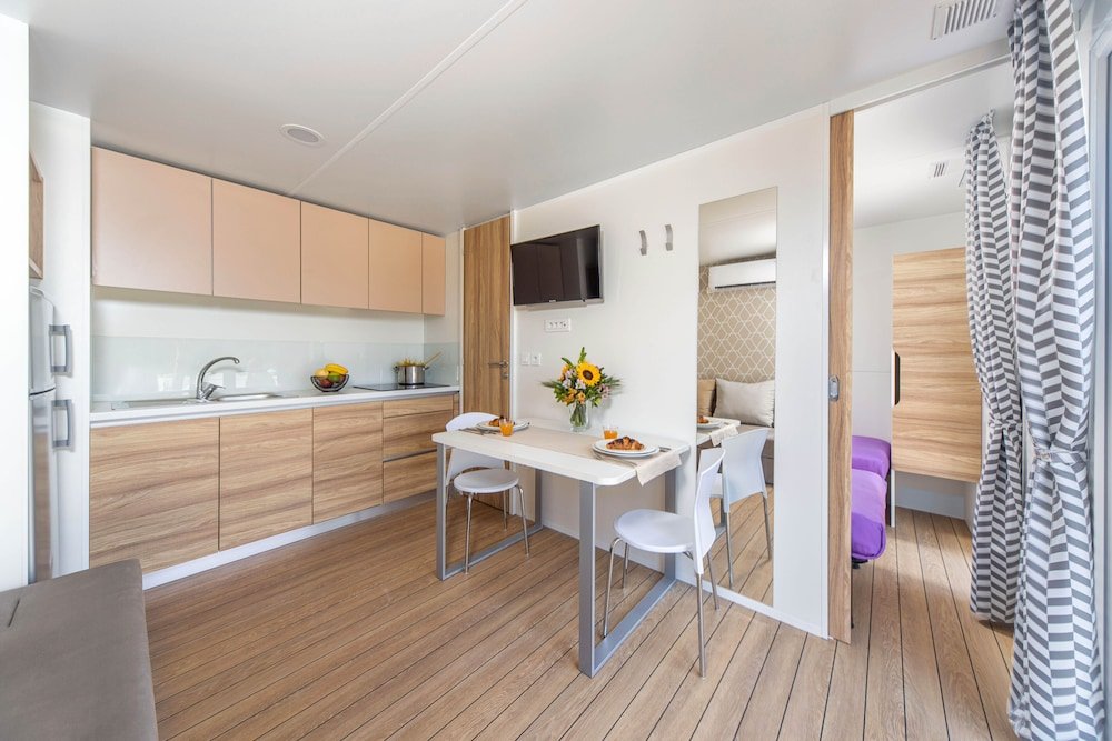 salumbra mobile homes camp selce