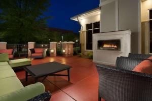 hilton garden inn chattanooga downtown