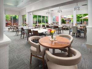 hilton garden inn chattanooga downtown
