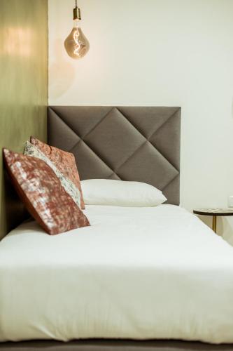 the negev hotel