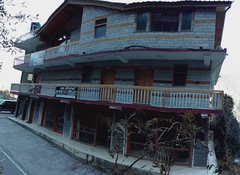 Hotel Sno Cottage,Haripur,3 star