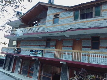 hotel sno cottage