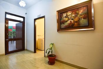bedchambers serviced apartments sushant lok