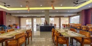 the aanandam hotel resort