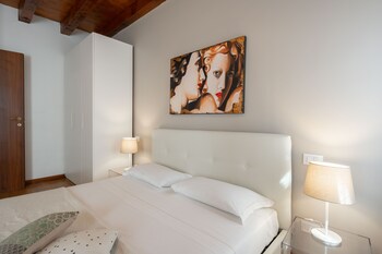 design palace apartments