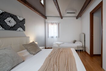 design palace apartments