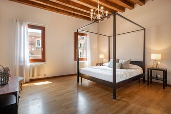 design palace apartments