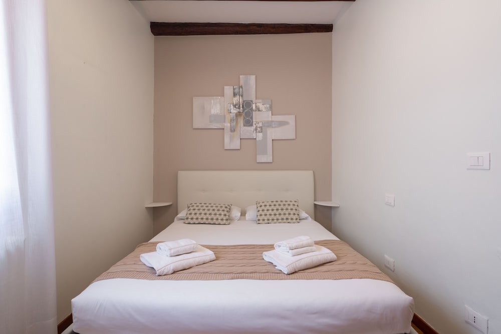 design palace apartments